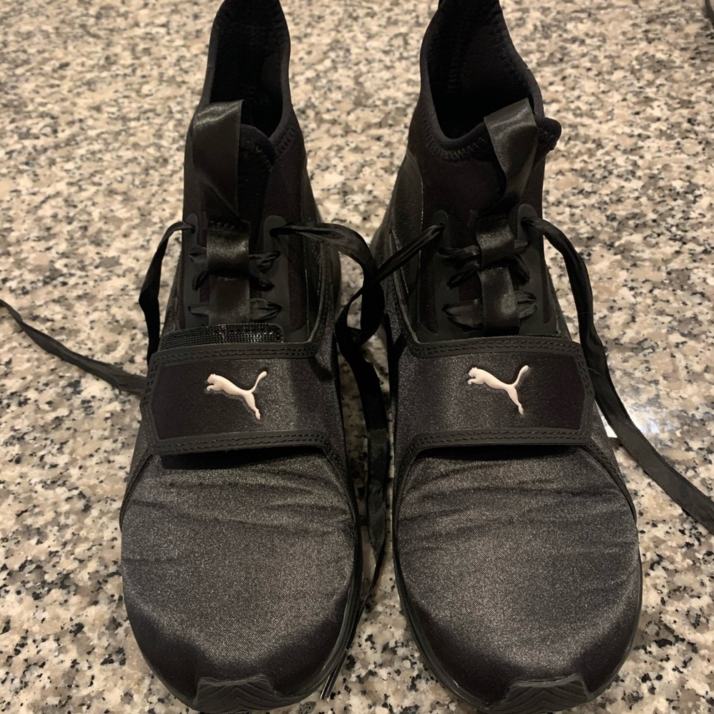 Puma Ignite sneaker size 7.5 US women